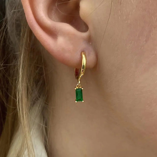 boucle d’oreille créole émeraude