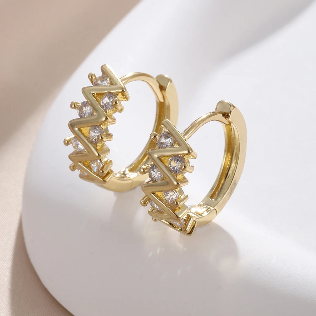 boucle d'oreille créole pendentif croix strass femme