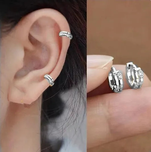 Petites boucles d'oreilles créole avec pendentif