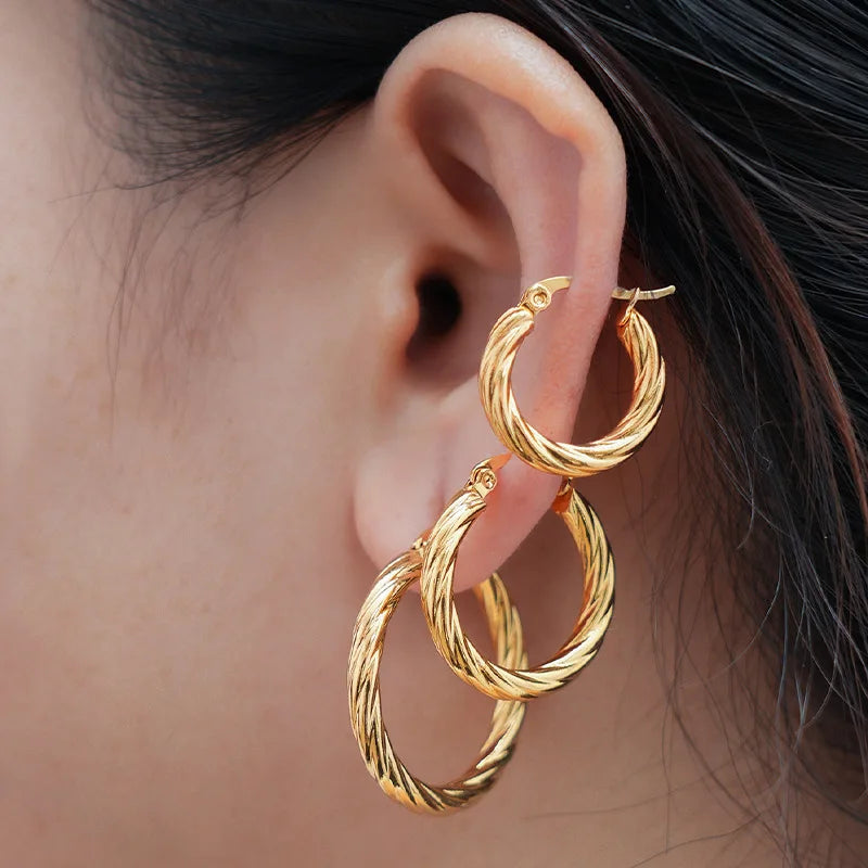 boucle d'oreille créole torsadée