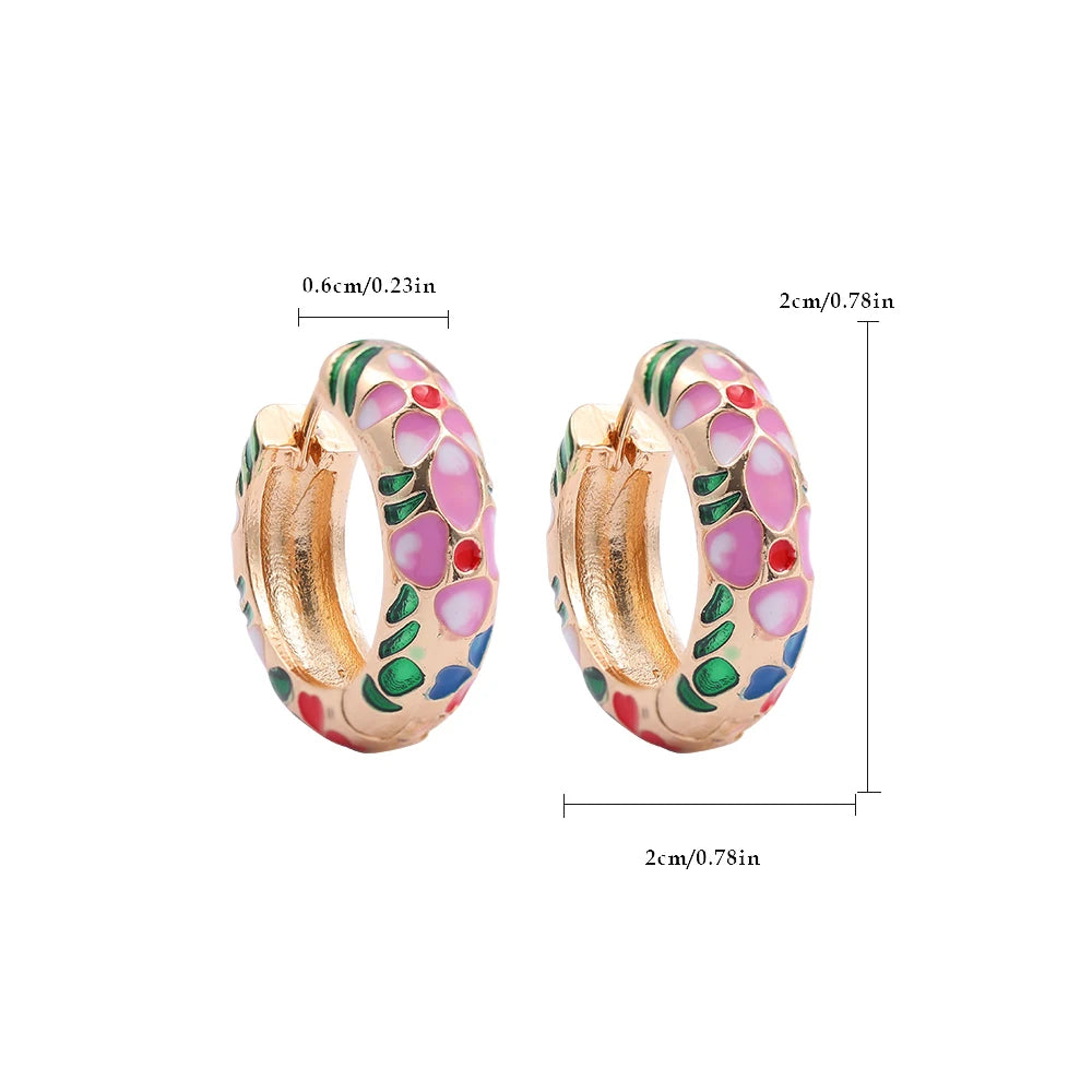 boucles d'oreilles créoles vintage avec motif à fleur