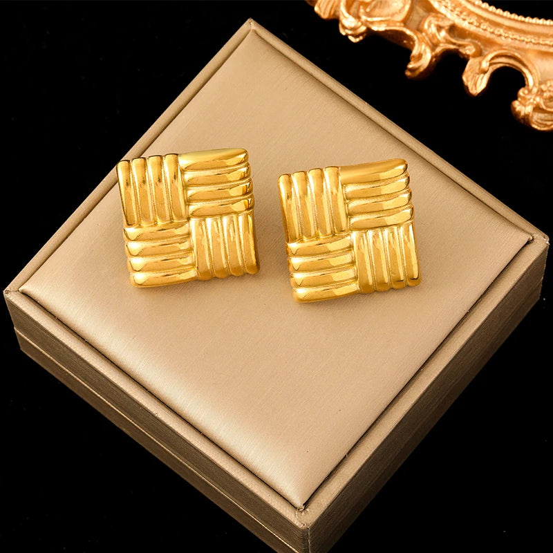 Boucle d'oreille créole torsadée plaqué or