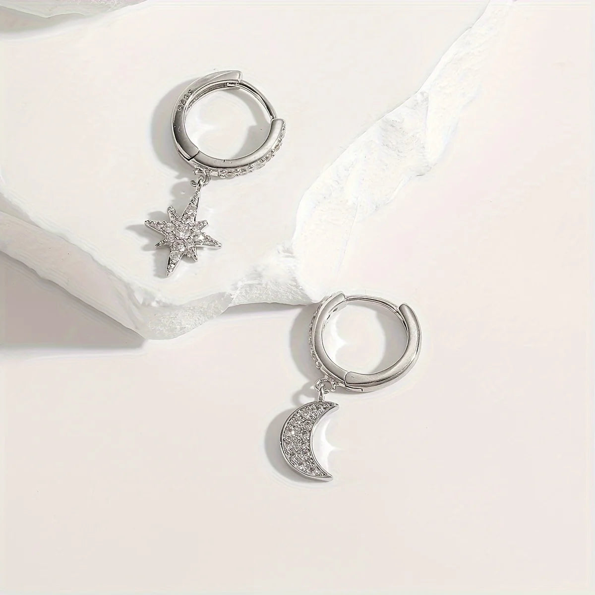 boucle d'oreille créole pendentif croix strass femme