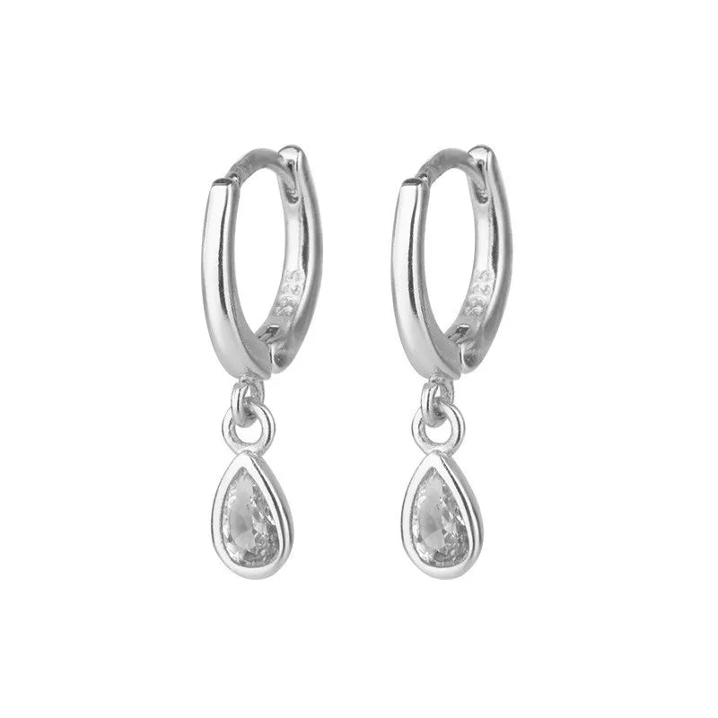 Petites boucles d'oreilles créole avec pendentif