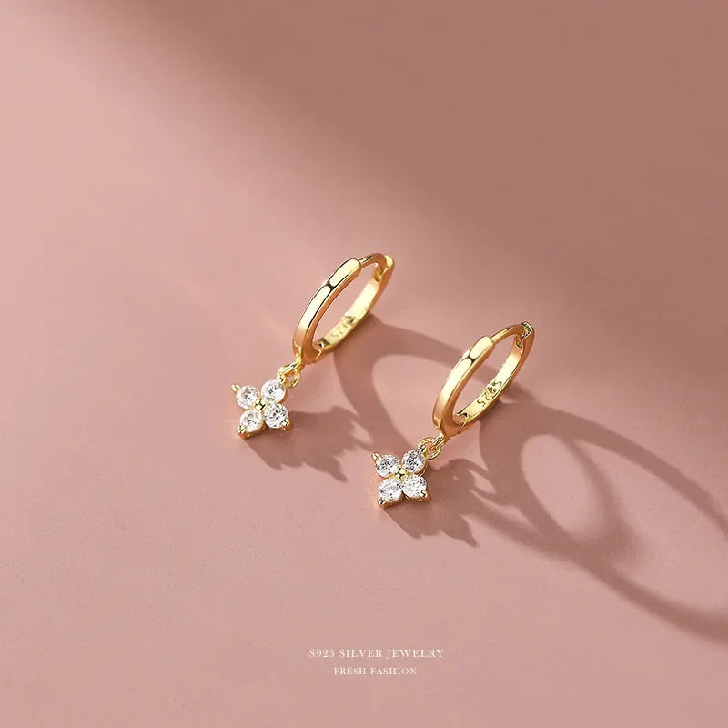 boucles d'oreilles créoles trèfle avec strass