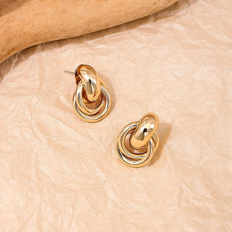 boucles d’oreilles créoles chics
