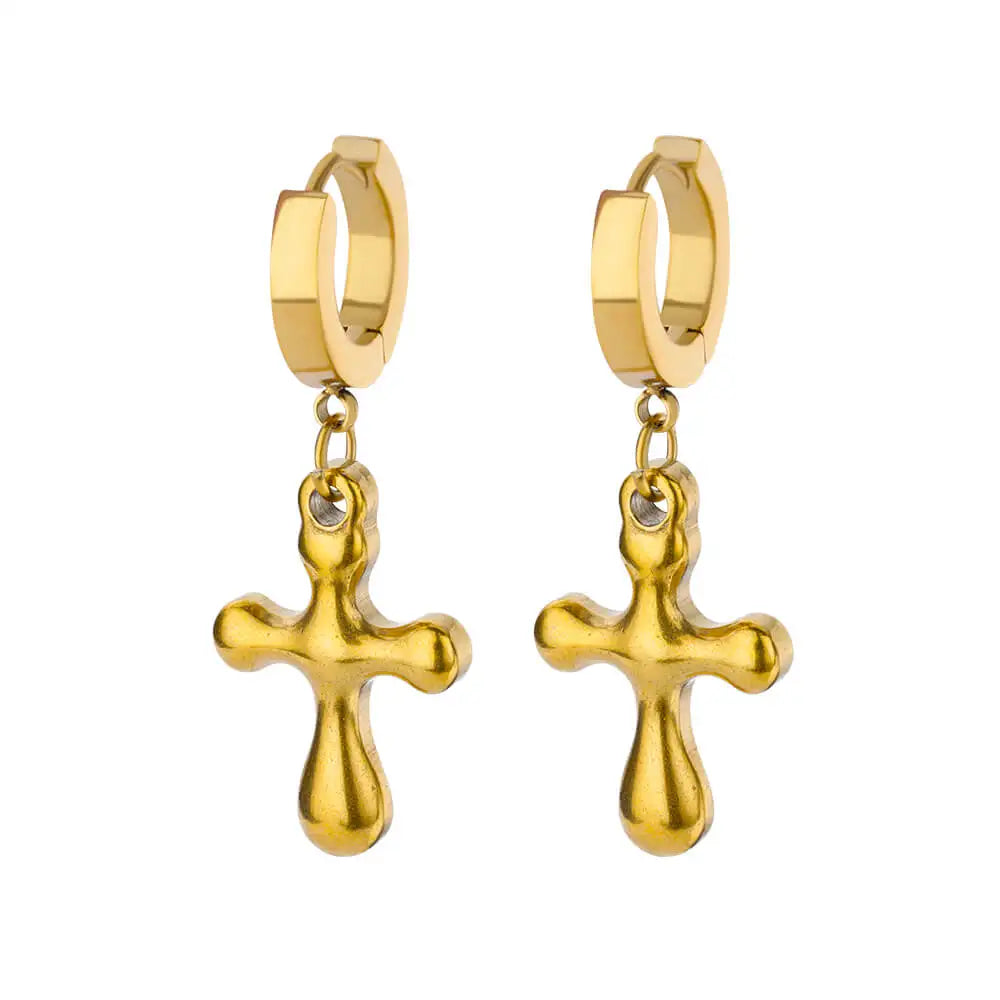 boucle d'oreille créole avec une croix significative