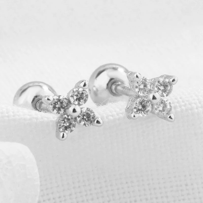 Petites boucles d'oreilles créole avec pendentif