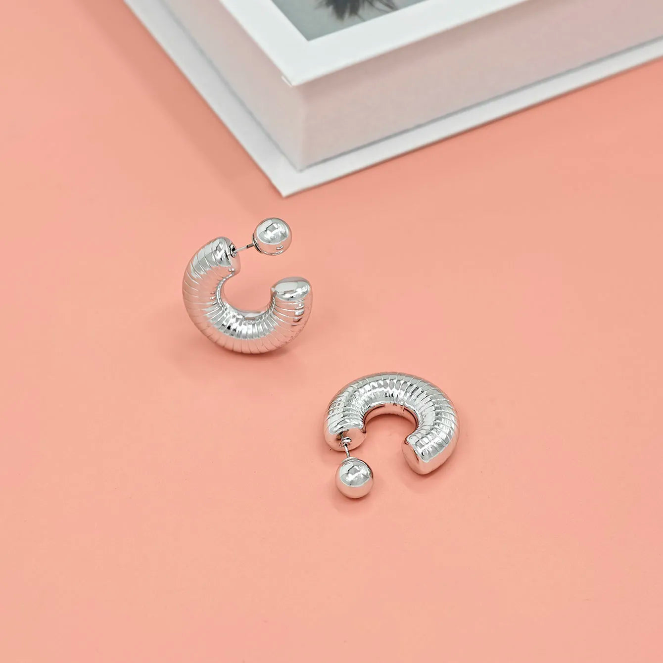 Boucles d'oreilles en C épaisse